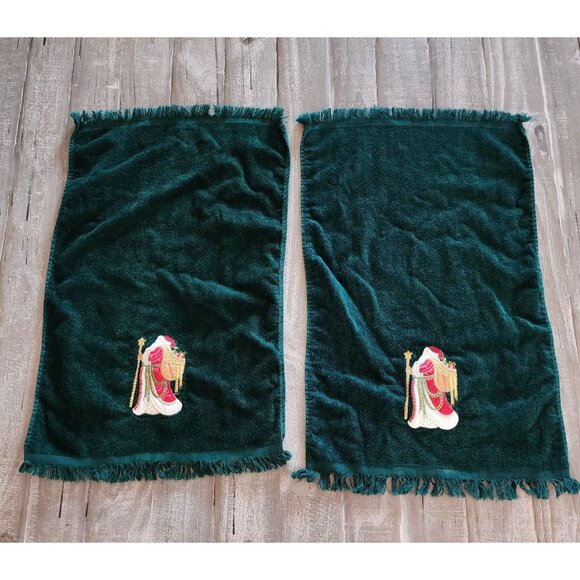 Green Cotton Towels With Santa Embroidery Set Of 2 23"x 15" - Picture 1 of 5